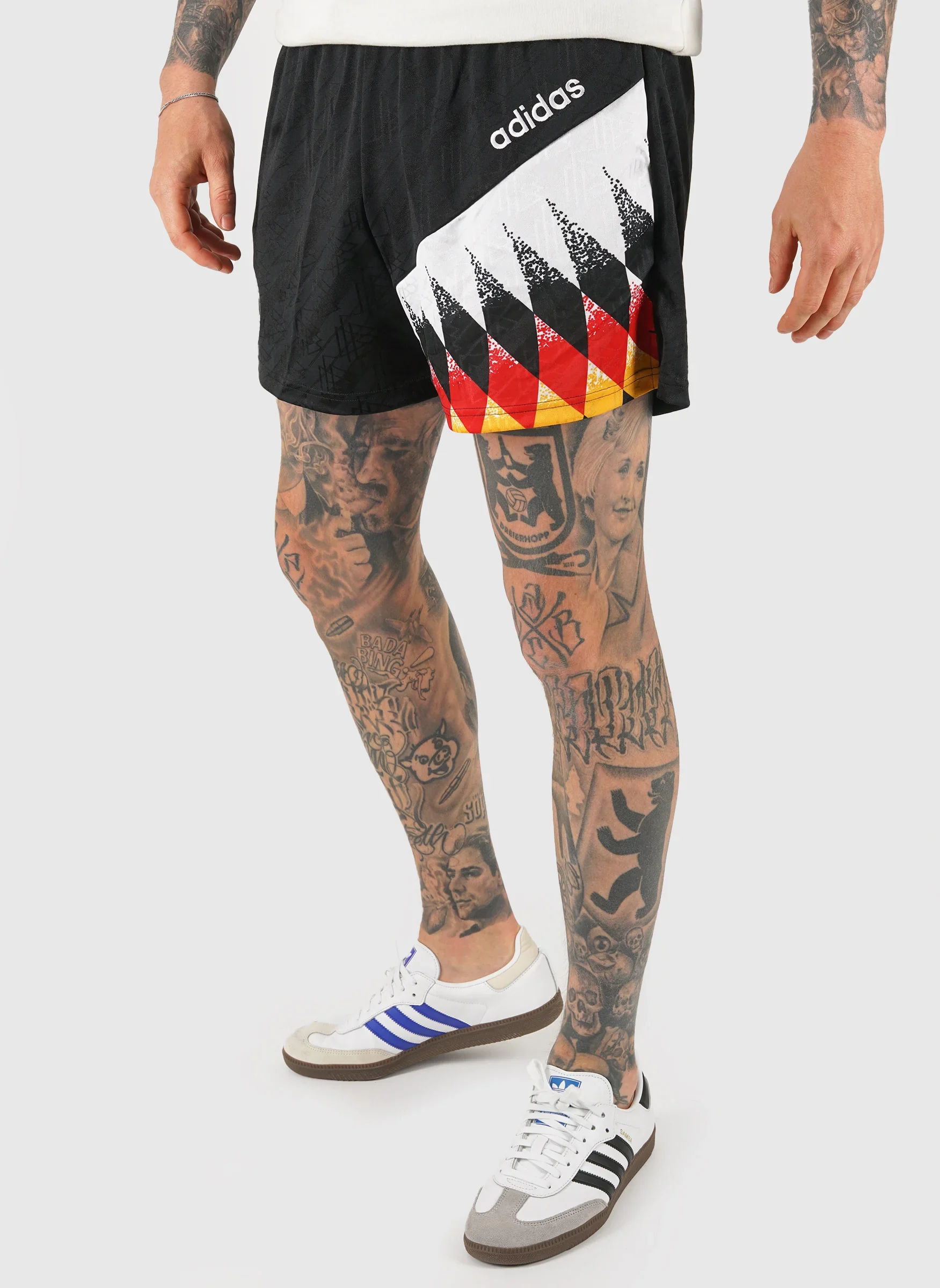 DFB 94 Shorts - Black