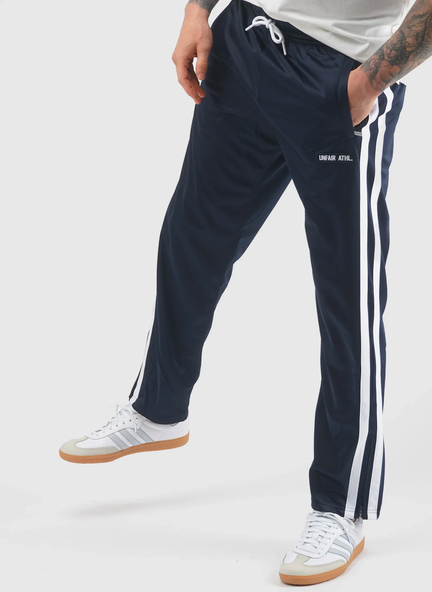 DMWU Evolution Trackpants - Navy