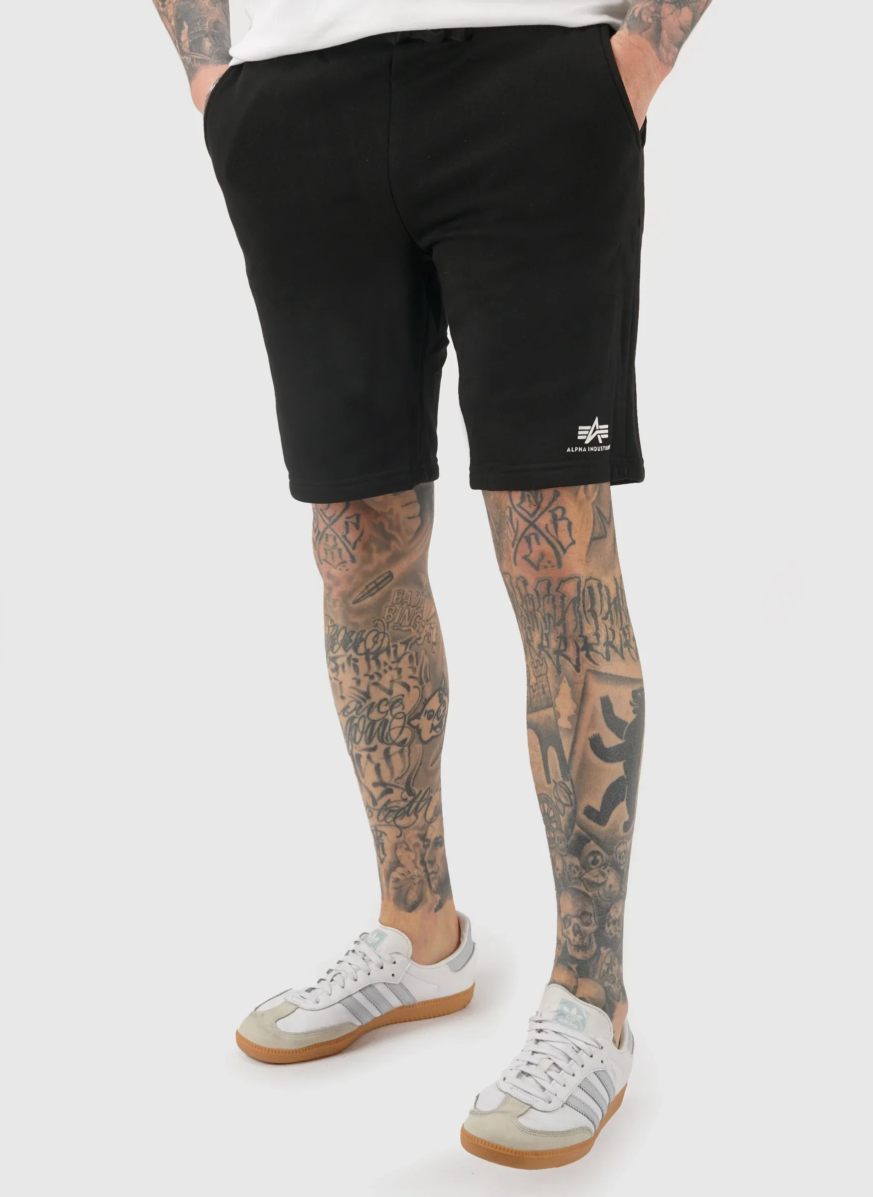 Basic Small Logo II Short - Black